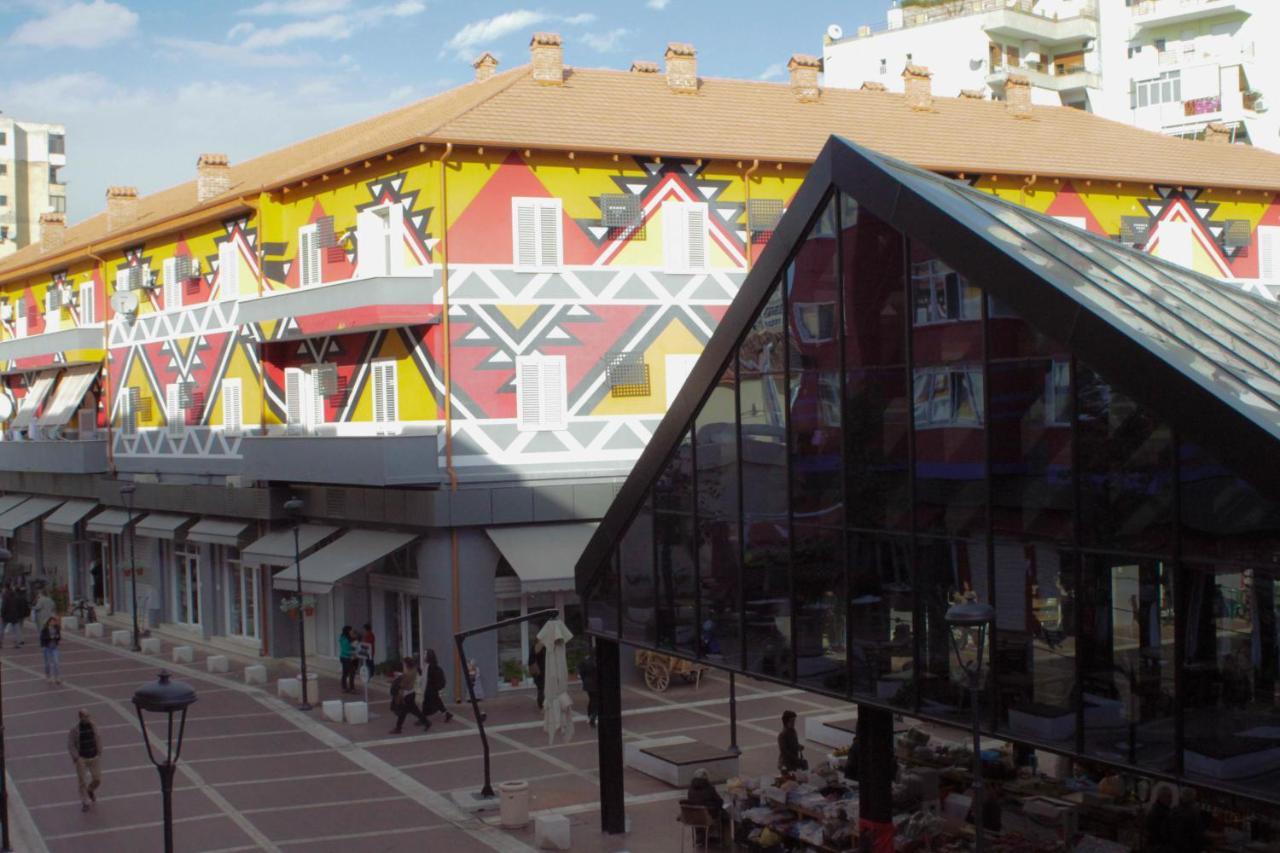 Rruga Qemal Stafa Tirana