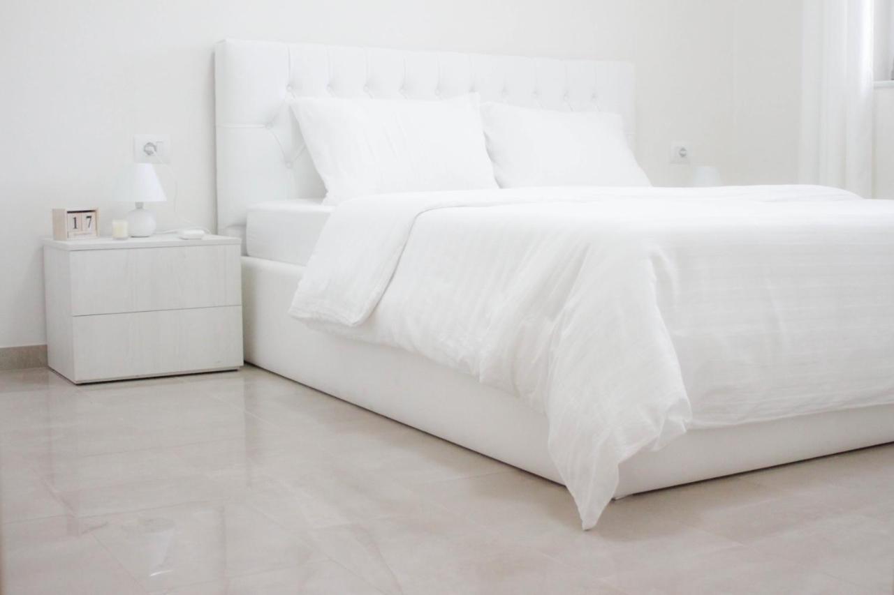 Rruga Qemal Stafa Apartment *